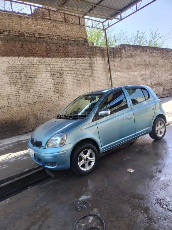 Toyota Vitz 2002 for Sale in Peshawar Image-1