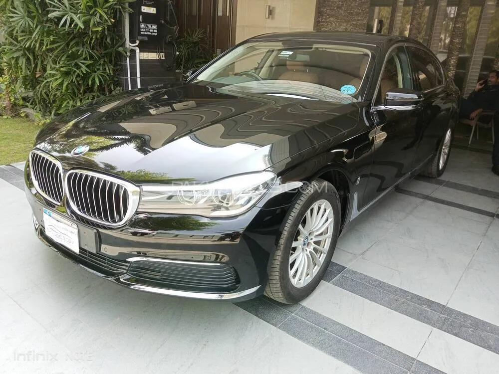 BMW 7 Series 2017 for Sale in Lahore BMW 7 Series 2017 for Sale in Lahore Image-2