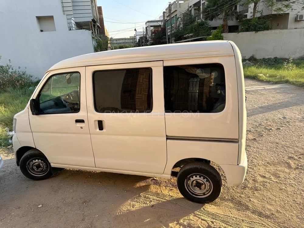 Daihatsu Hijet 2011 for Sale in Hyderabad Daihatsu Hijet 2011 for Sale in Hyderabad Image-12
