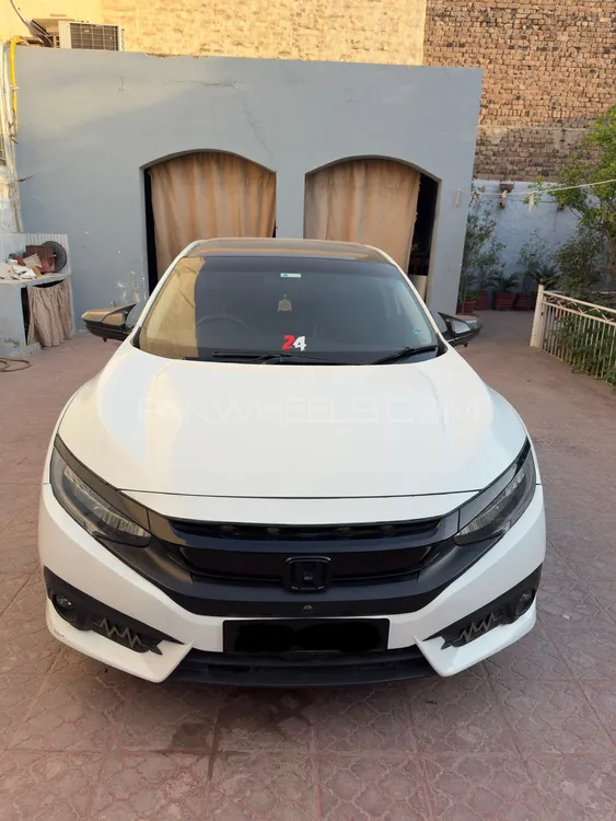 Honda Civic 2017 for Sale in Mian Channu Image-1