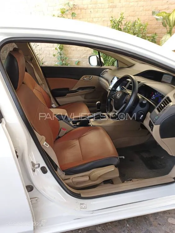 Honda Civic 2013 for Sale in Karachi Honda Civic 2013 for Sale in Karachi Image-10