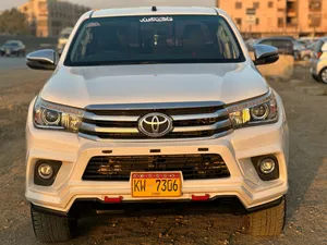Toyota Hilux Revo V Automatic 2.8 2018 for Sale