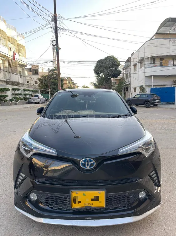 Toyota C-HR 2017 for Sale in Karachi Image-1
