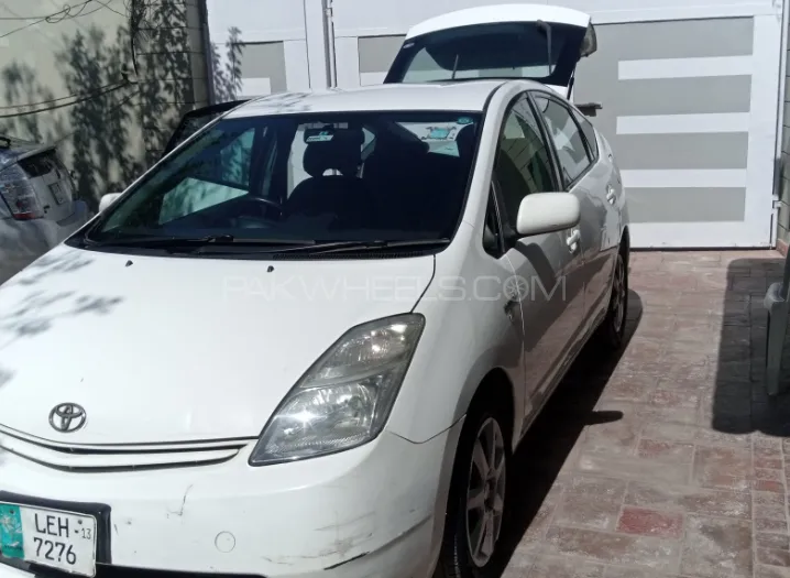 Toyota Prius 2009 for Sale in Lahore Image-1