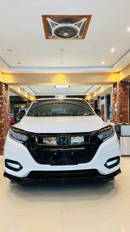 Honda Vezel 2019 for Sale in Islamabad Image-1