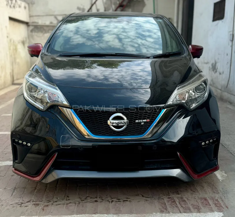 Nissan Note 2020 for Sale in Lahore Image-1