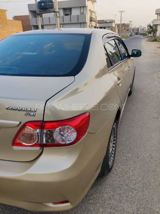 Toyota Corolla 2013 for Sale in Chishtian Image-1