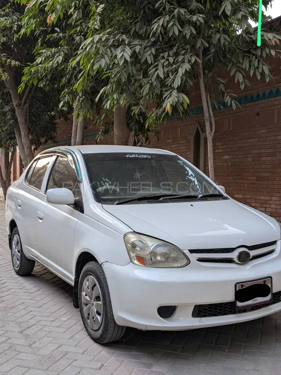 Toyota Platz 2006 for Sale in Multan Image-1