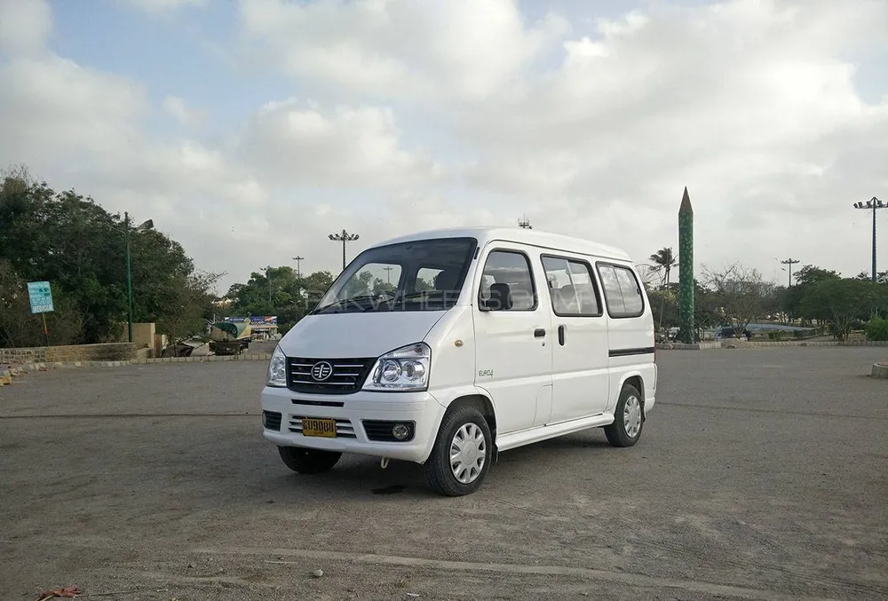 FAW X-PV 2017 for Sale in Bahawalpur Image-1