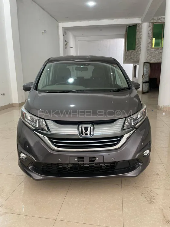 Honda Freed 2018 for Sale in Islamabad Image-1