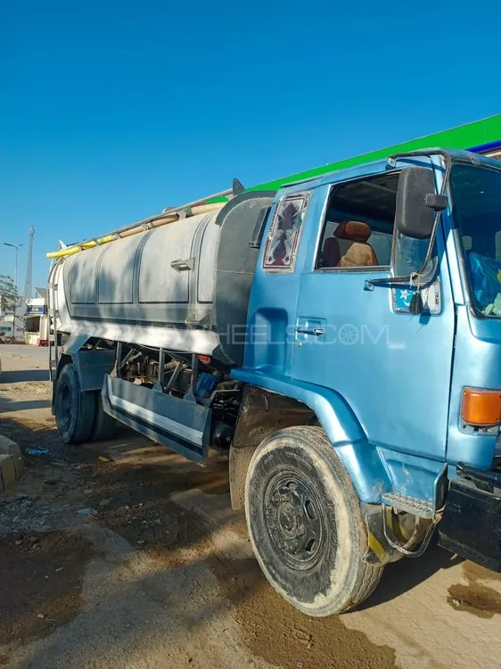 Isuzu Trooper 1988 for Sale in Karachi Image-1
