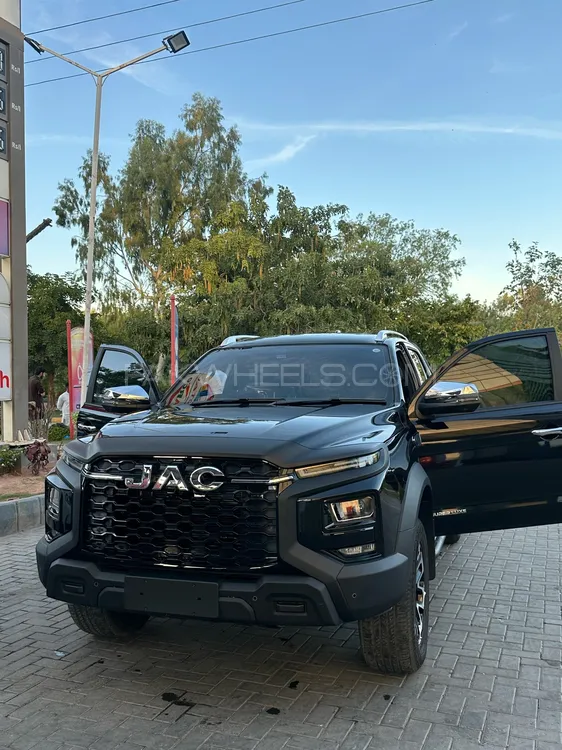 JAC T9 2025 for Sale in Islamabad Image-1