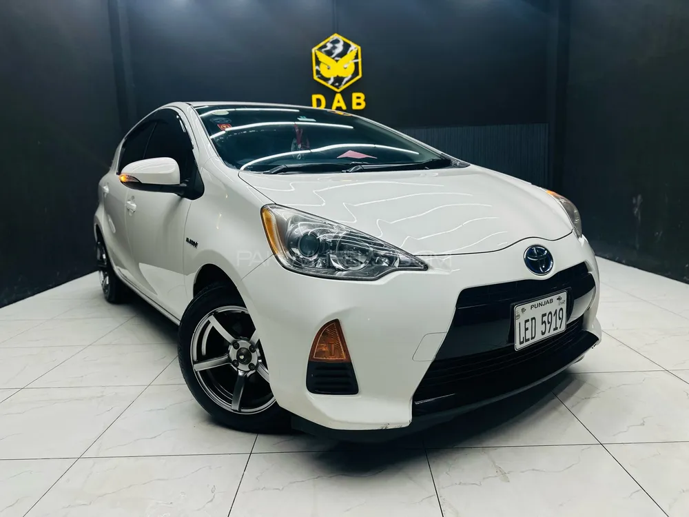Toyota Aqua 2013 for Sale in Lahore Image-1