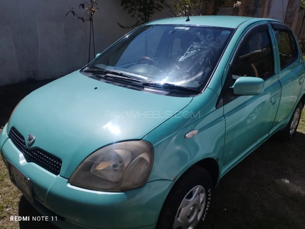 Toyota Vitz 2000 for Sale in Lower Dir Image-1