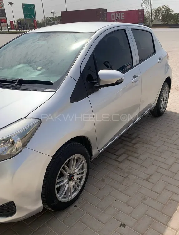 Toyota Vitz 2011 for Sale in Karachi Toyota Vitz 2011 for Sale in Karachi Image-5