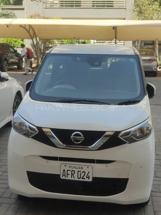 نسان ڈیز 2020 for Sale in لاہور Image-1