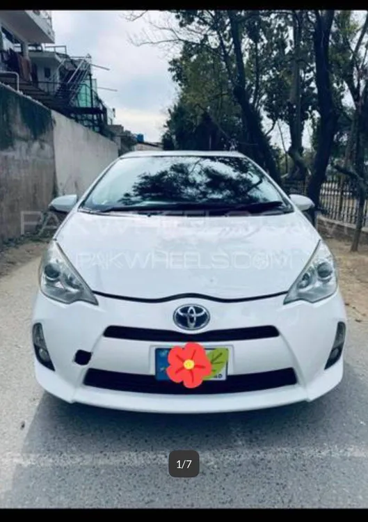 Toyota Aqua 2013 for Sale in Mardan Image-1