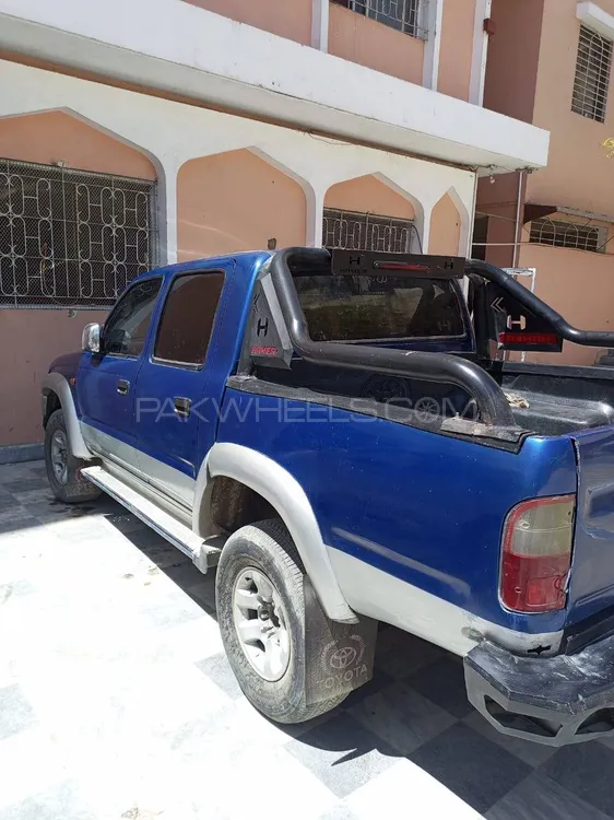 Toyota Hilux 2003 for Sale in Karachi Image-1