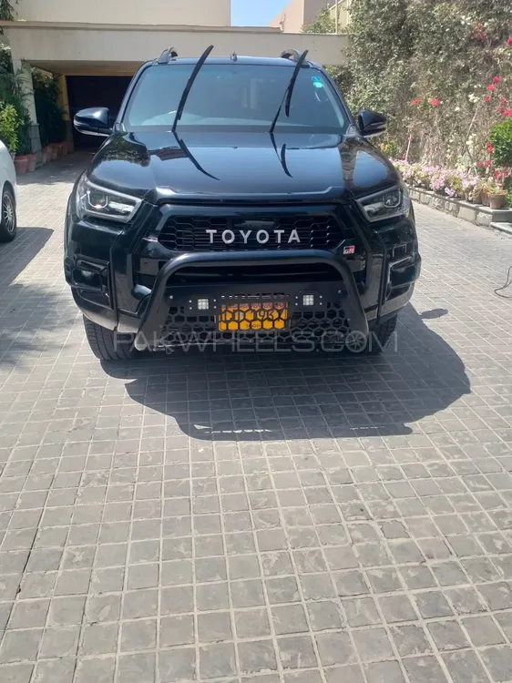 Toyota Hilux 2024 for Sale in Karachi Image-1