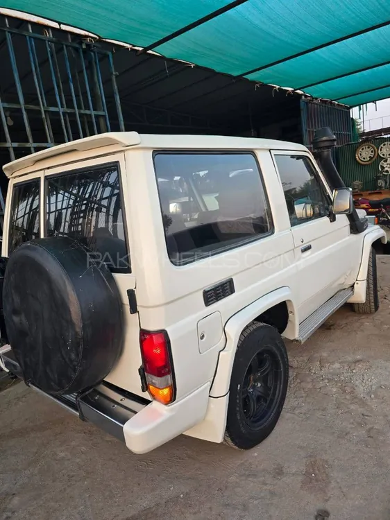 Toyota Land Cruiser 1986 for Sale in Rawat Image-1