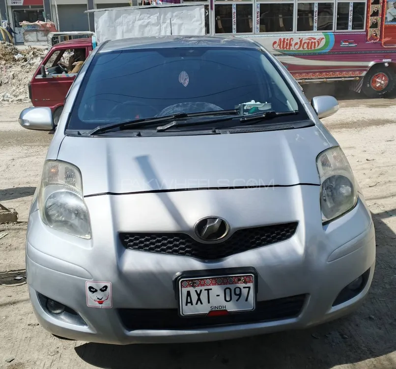 Toyota Vitz 2008 for Sale in Karachi Image-1
