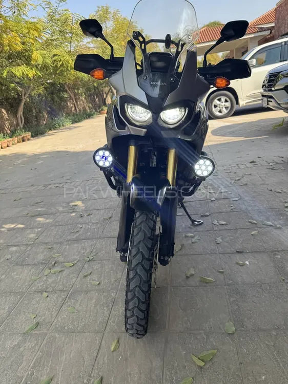Honda Africa Twin CRF 1000L 2016 for Sale Image-1