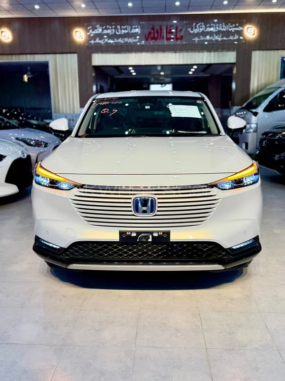 Honda Vezel 2021 for Sale in Swabi Image-1