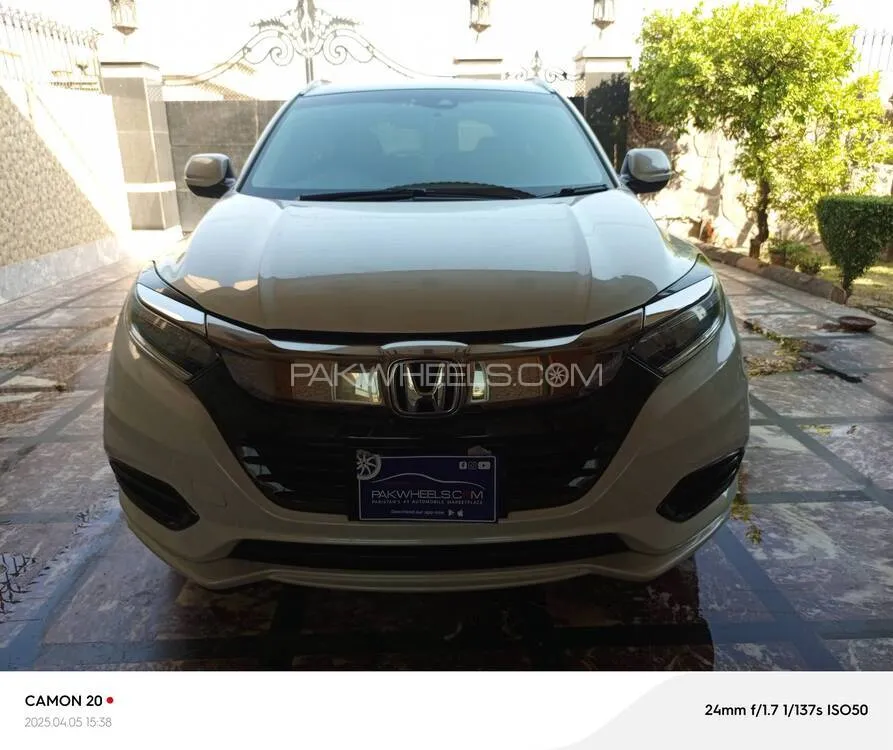 Honda Vezel 2019 for Sale in Lahore Image-1