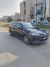 Toyota Corolla Fielder Hybrid G  WB  2015 for Sale