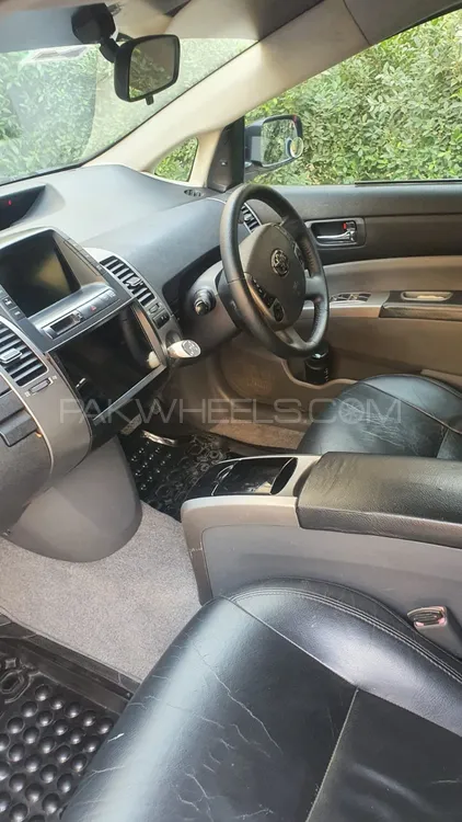 Toyota Prius 2008 for Sale in Lahore Image-1