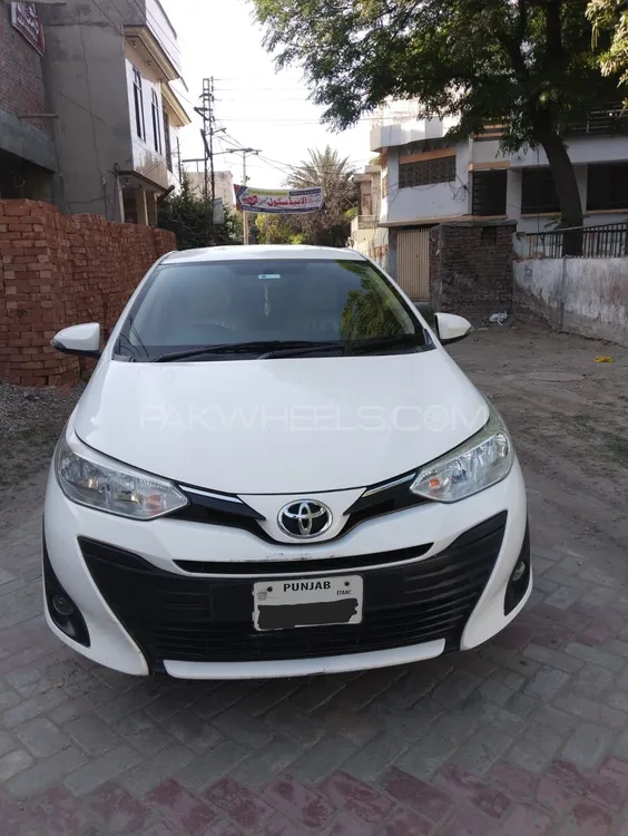 Toyota Yaris Sedan 2021 for Sale in Gujranwala Image-1