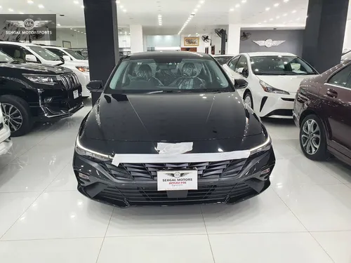 Hyundai Elantra Hybrid 2025