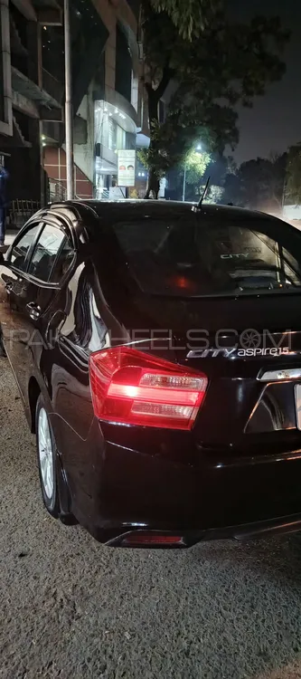 Honda City 2016 for Sale in Islamabad Image-1
