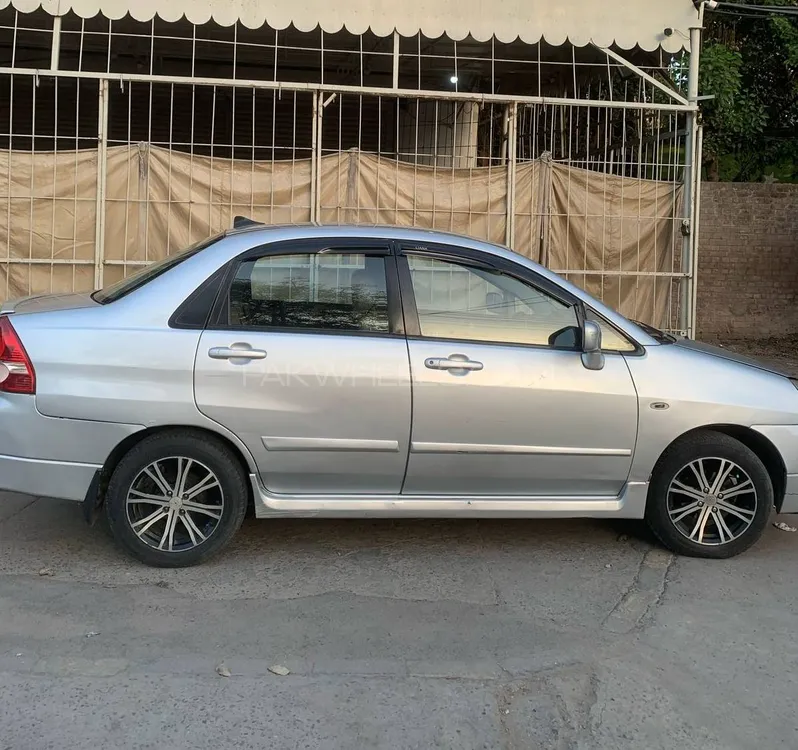Suzuki Liana 2010 for Sale in Lahore Image-1