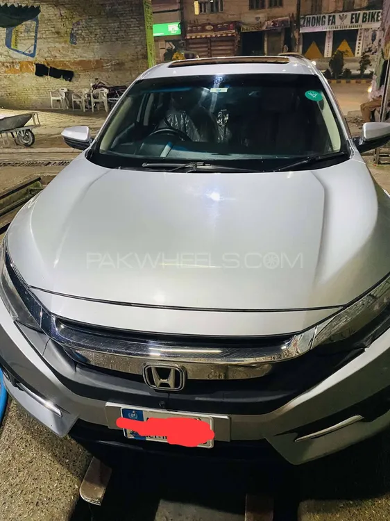 Honda Civic 2018 for Sale in Peshawar Image-1