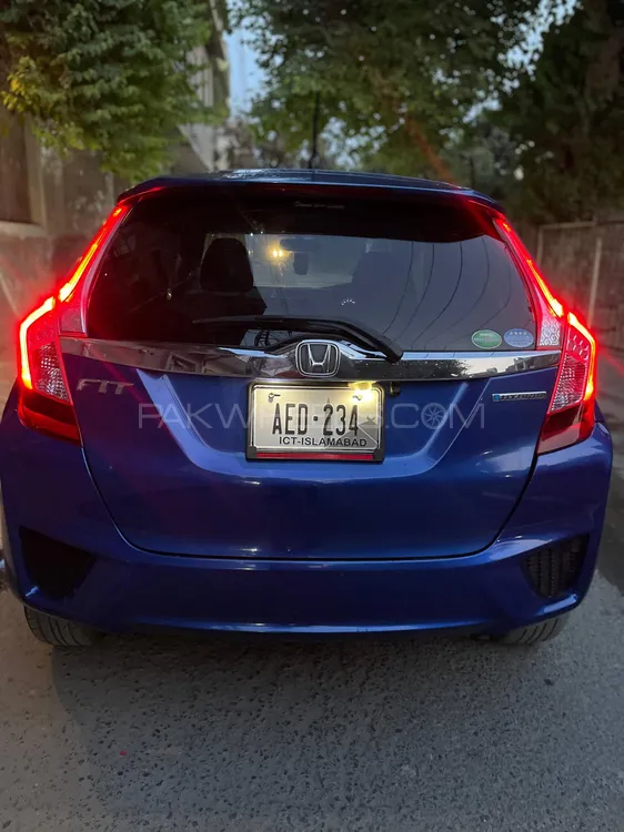 Honda Fit 2014 for Sale in Lahore Image-1