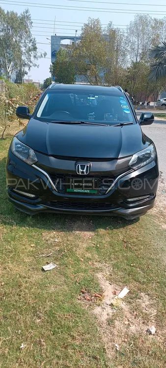 Honda Vezel 2014 for Sale in Lahore Image-1