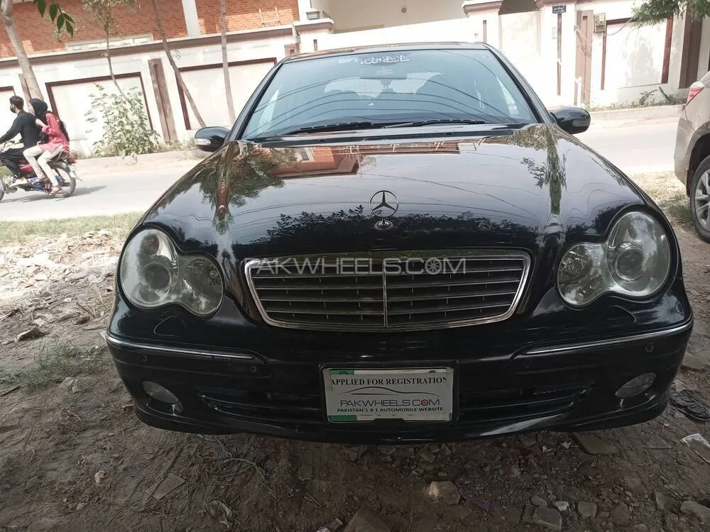 Mercedes Benz C Class 2006 for Sale in Faisalabad Image-1