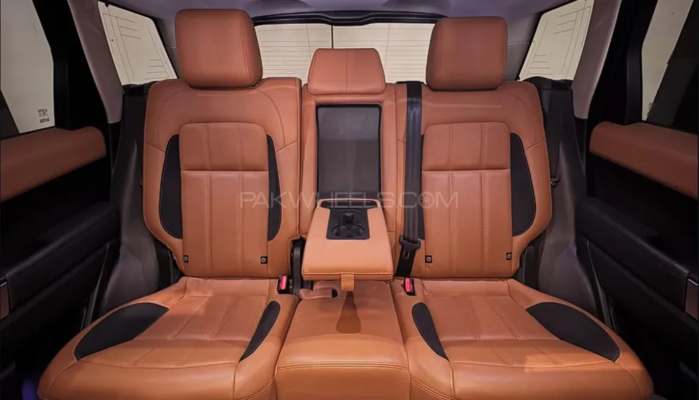 Range Rover Sport 2019 for Sale in Lahore Range Rover Sport 2019 for Sale in Lahore Image-10