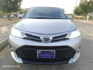 Toyota Corolla Axio Hybrid 1.5 2017 for Sale