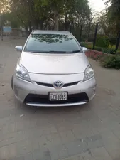 Toyota Prius S LED Edition 1.8 2012 for Sale