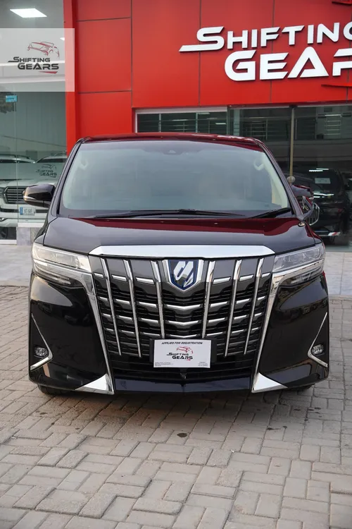 Toyota Alphard 2019 for Sale in Islamabad Image-1