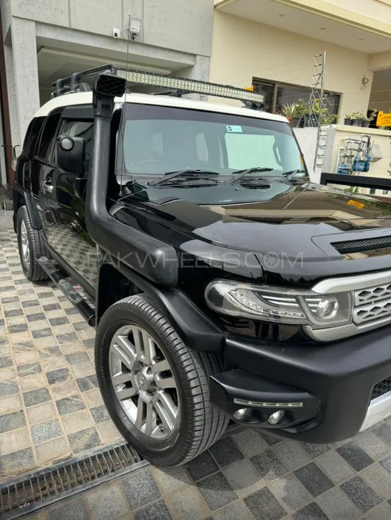 ٹویوٹا ایف جے کروزر 2011 for Sale in اسلام آباد Image-1