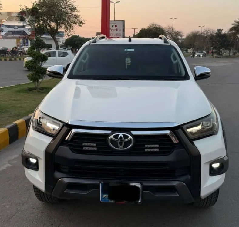Toyota Hilux 2021 for Sale in Lahore Image-1