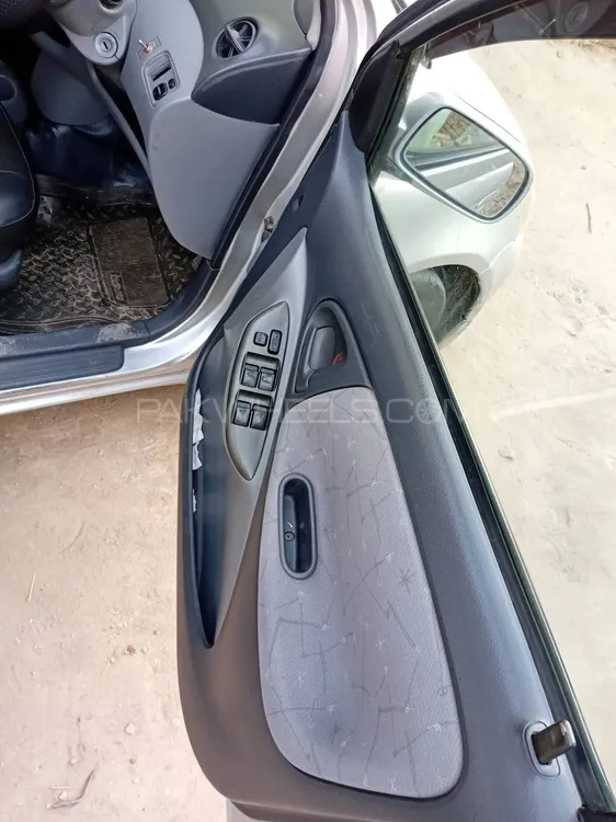 ٹویوٹا ویٹز 2013 for Sale in ڈیرہ غازی خان Image-1