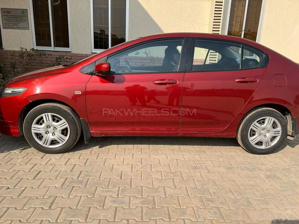 Honda City 2010 for Sale in Peshawar Image-1