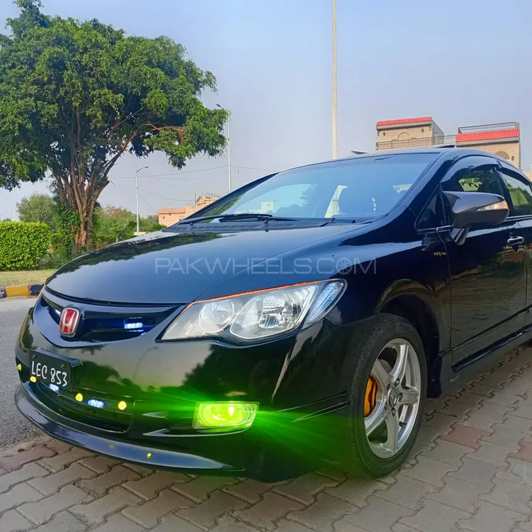 Honda Civic 2010 for Sale in Lahore Image-1