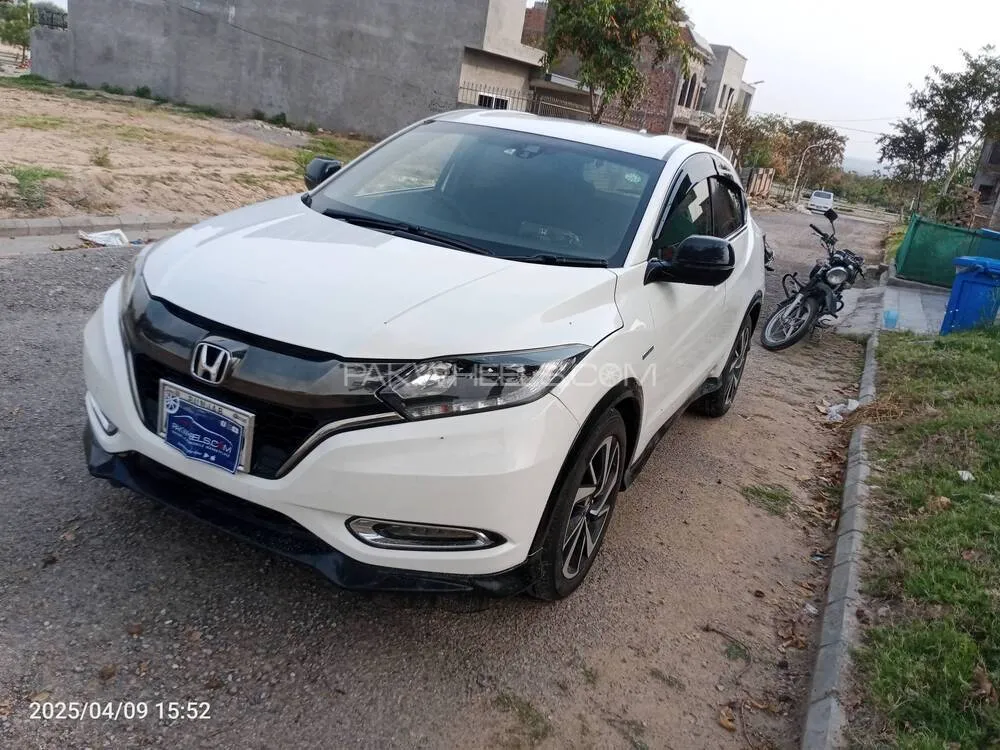 Honda Vezel 2016 for Sale in Islamabad Honda Vezel 2016 for Sale in Islamabad Image-3