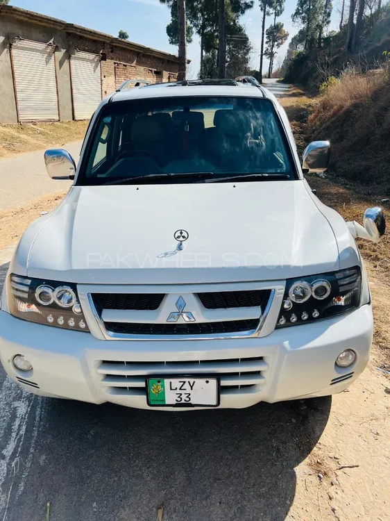 Mitsubishi Pajero 2005 for Sale in Bhimber Image-1