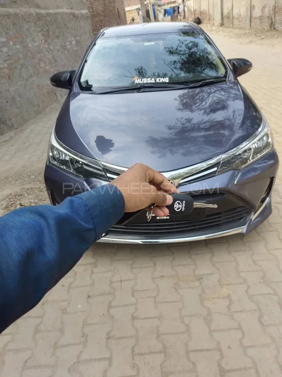 Toyota Corolla 2017 for Sale in Multan Image-1
